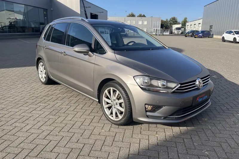 Volkswagen Golf Sportsvan (2015)
