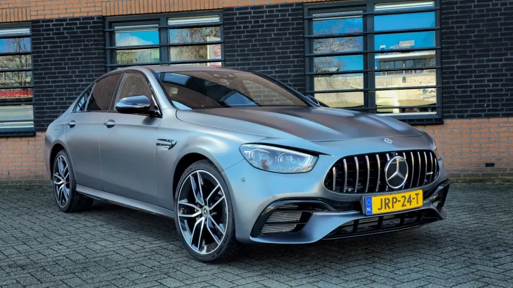 Mercedes-Benz E-Klasse (2021) — foto 1