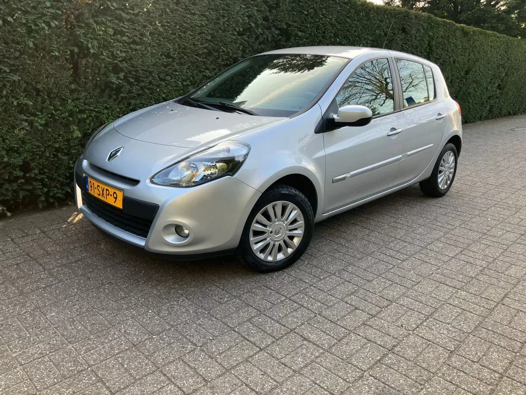 Renault Clio (2012) — foto 1