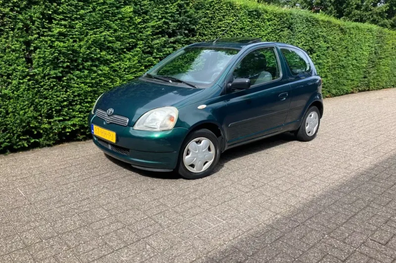 Toyota Yaris (2001)