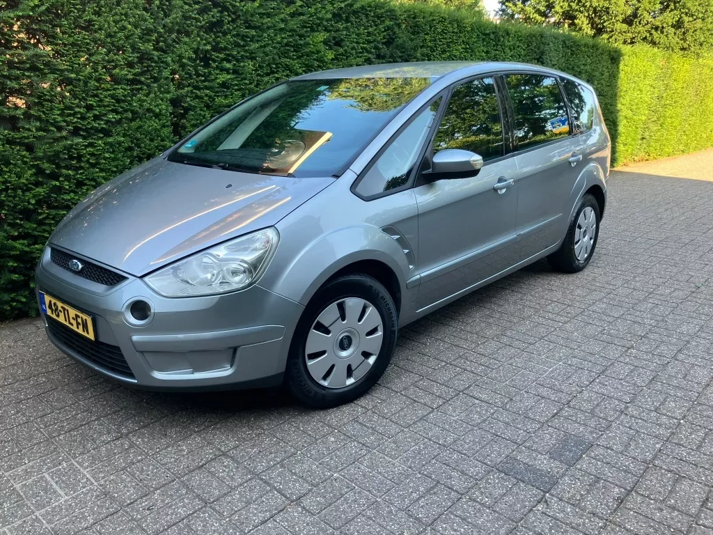 Ford S-Max (2006) — foto 1