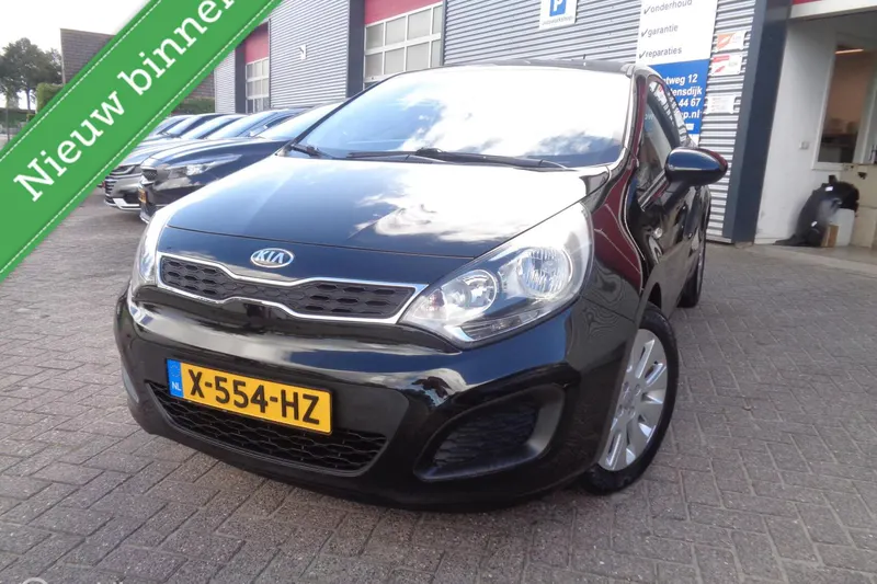 Kia Rio (2012)