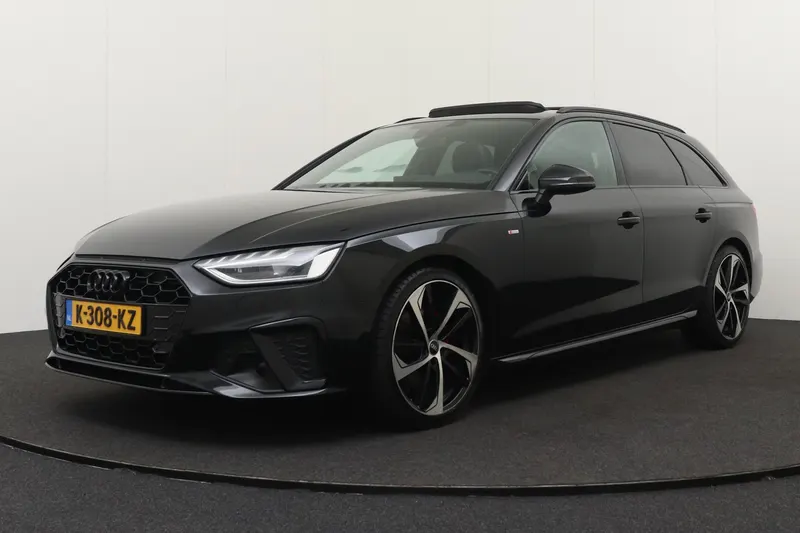 Audi A4 (2021)