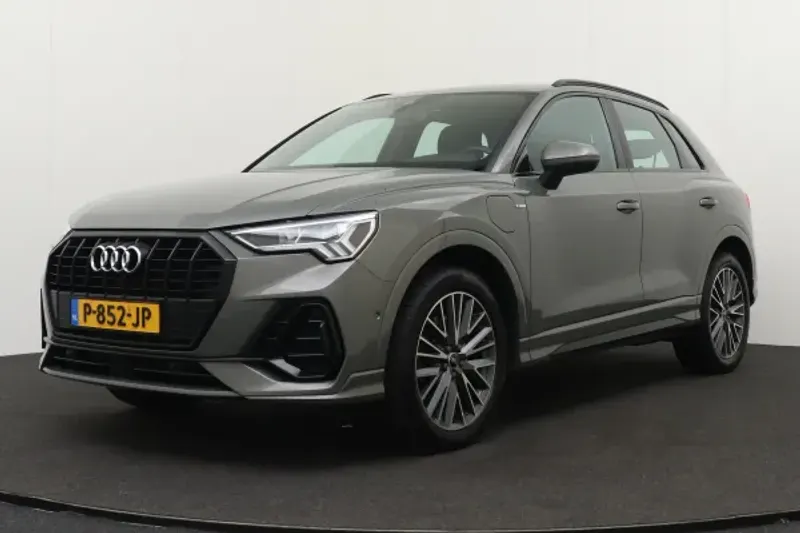 Audi Q3 (2022)