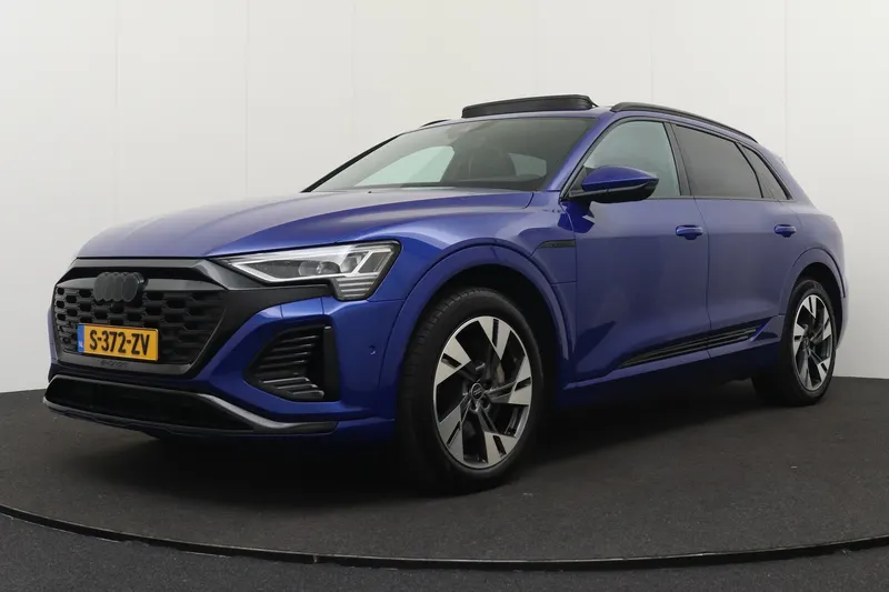 Audi Q8 e-tron (2023)