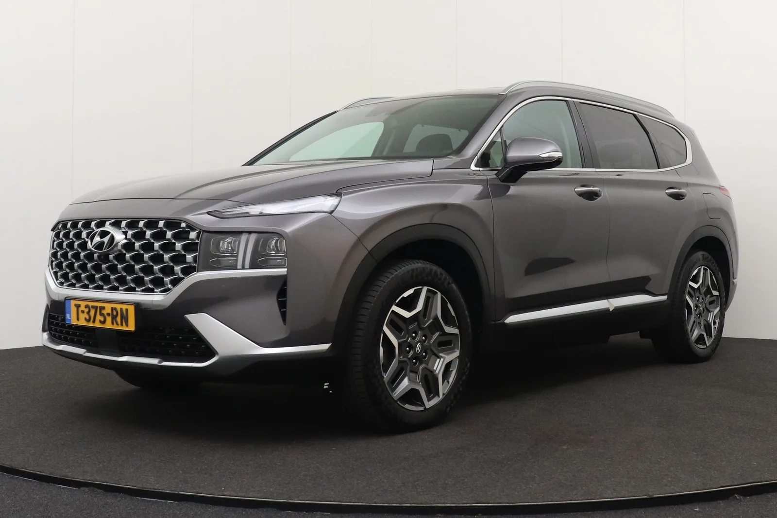 Hyundai Santa Fe (2023) — foto 1