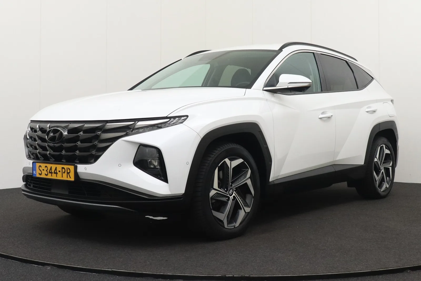 Hyundai Tucson (2023) — foto 1