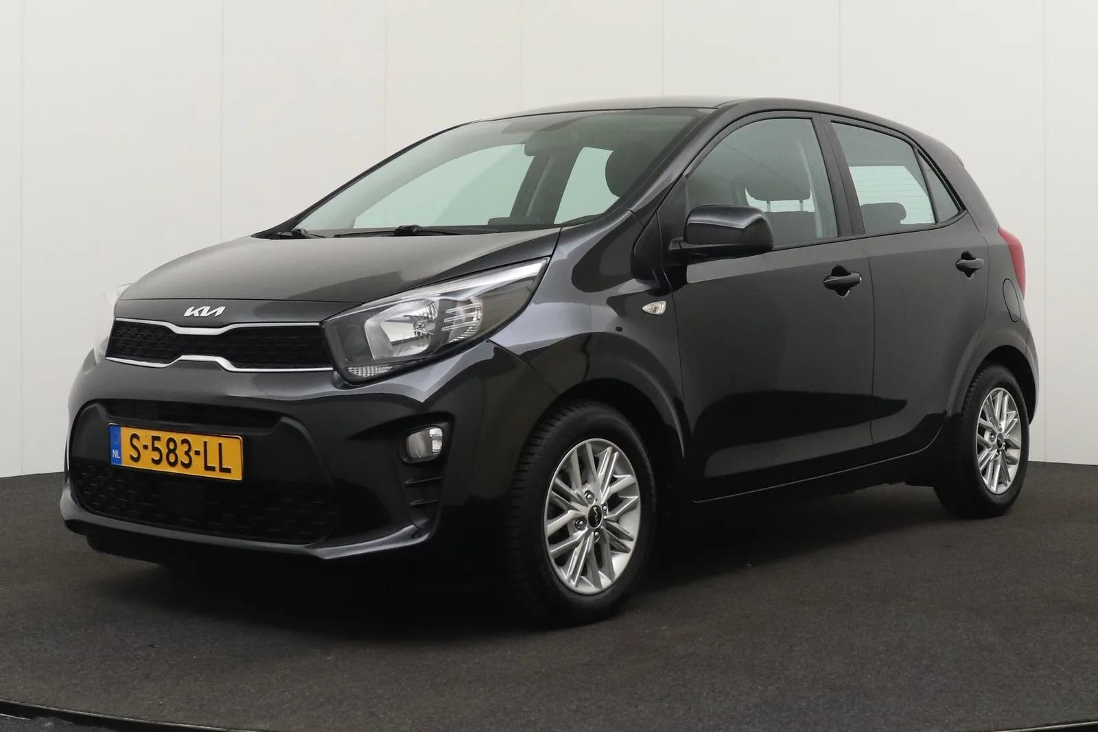 Kia Picanto (2023) — foto 1