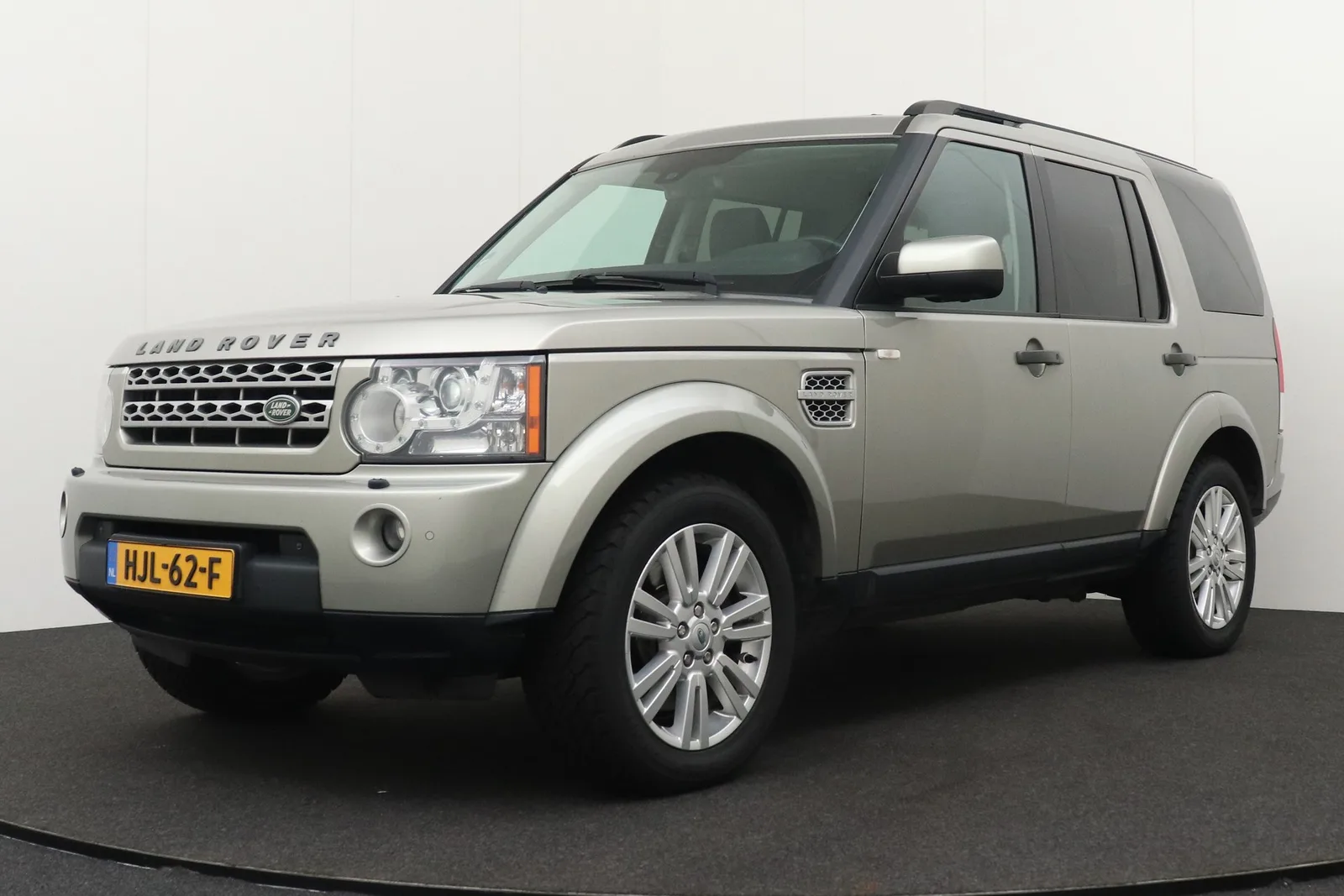 Land Rover Discovery (2010) — foto 1