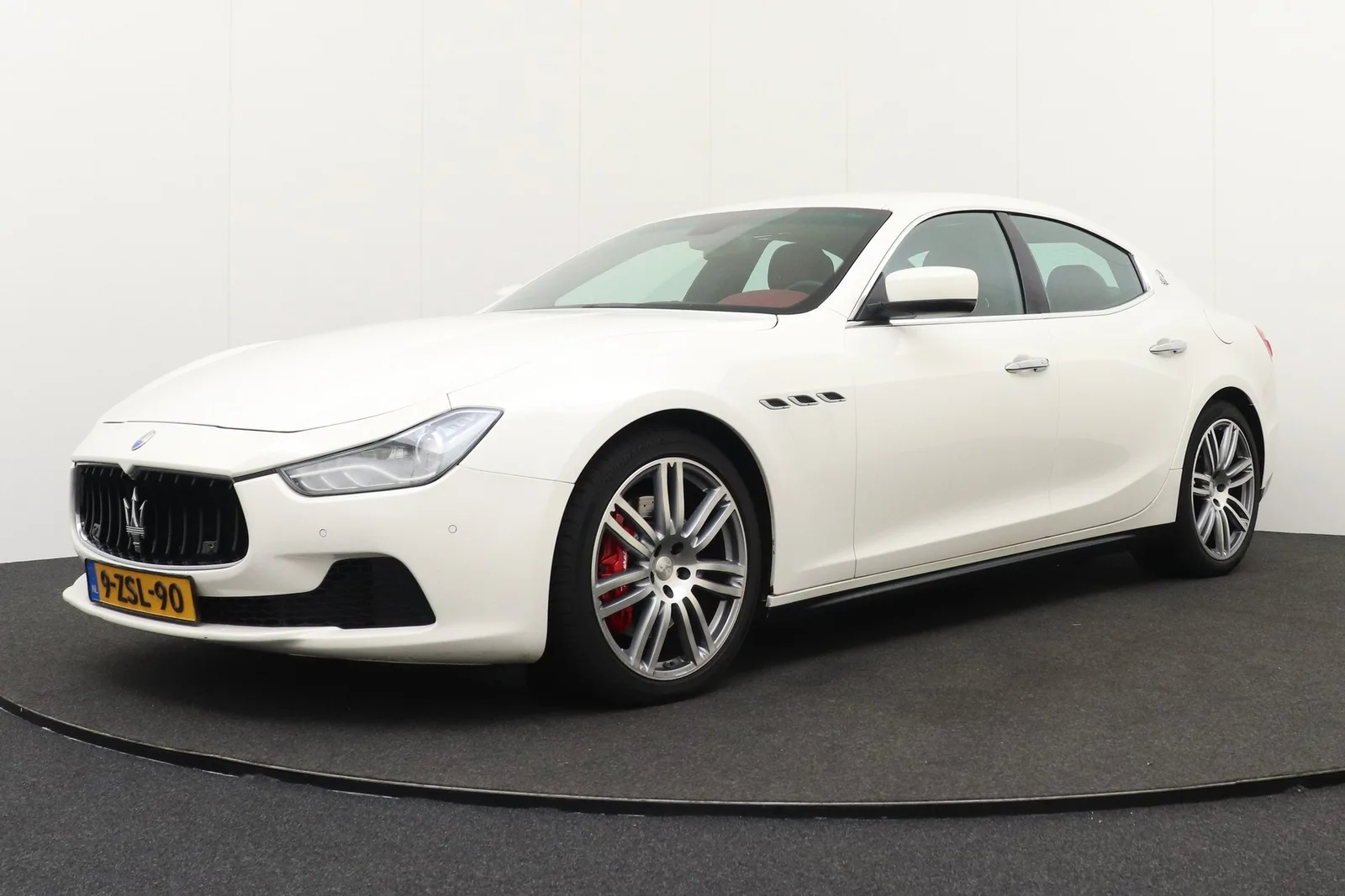 Maserati Ghibli (2015) — foto 1