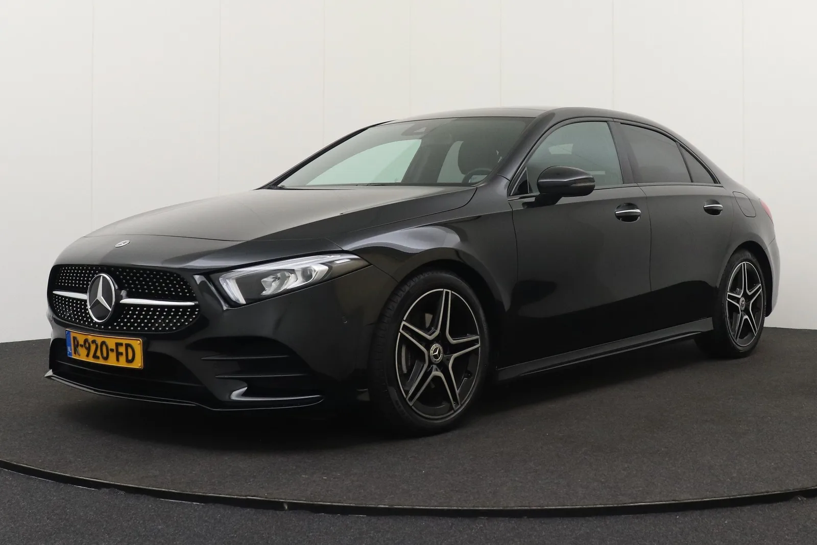 Mercedes-Benz A-Klasse (2022) — foto 1