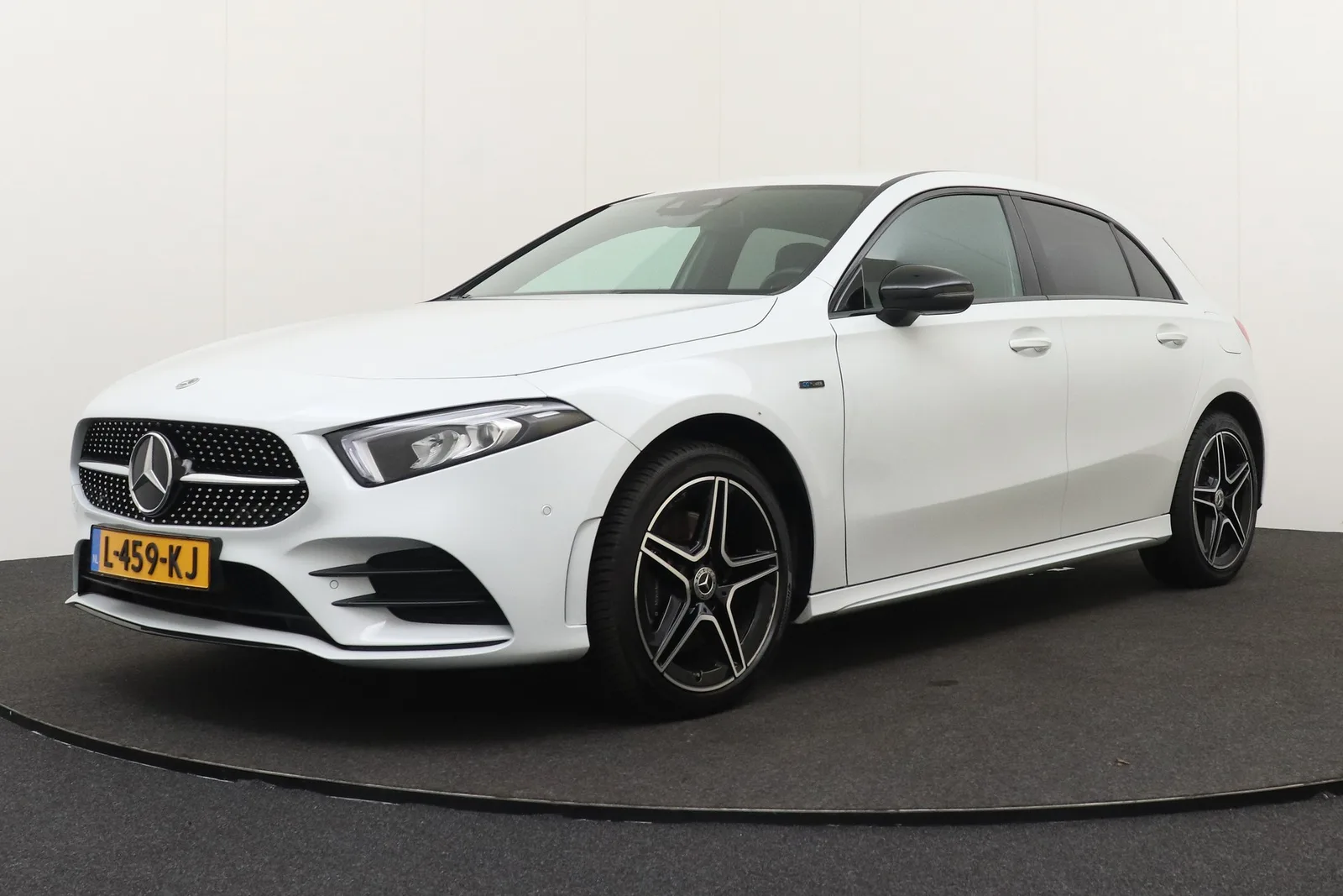 Mercedes-Benz A-Klasse (2021) — foto 1