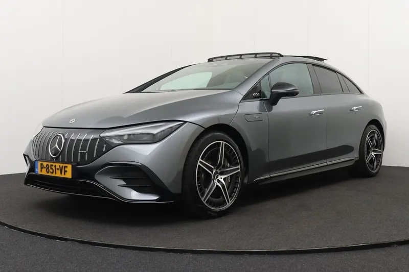 Mercedes-Benz EQE (2022)