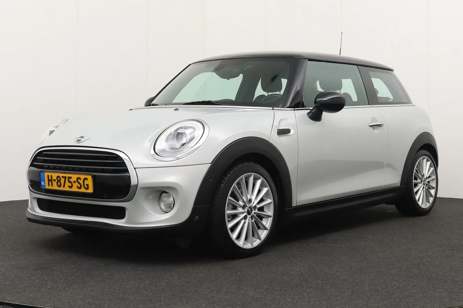 MINI Cooper (2017) — foto 1