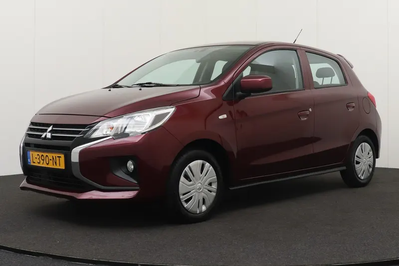 Mitsubishi Space Star (2021)