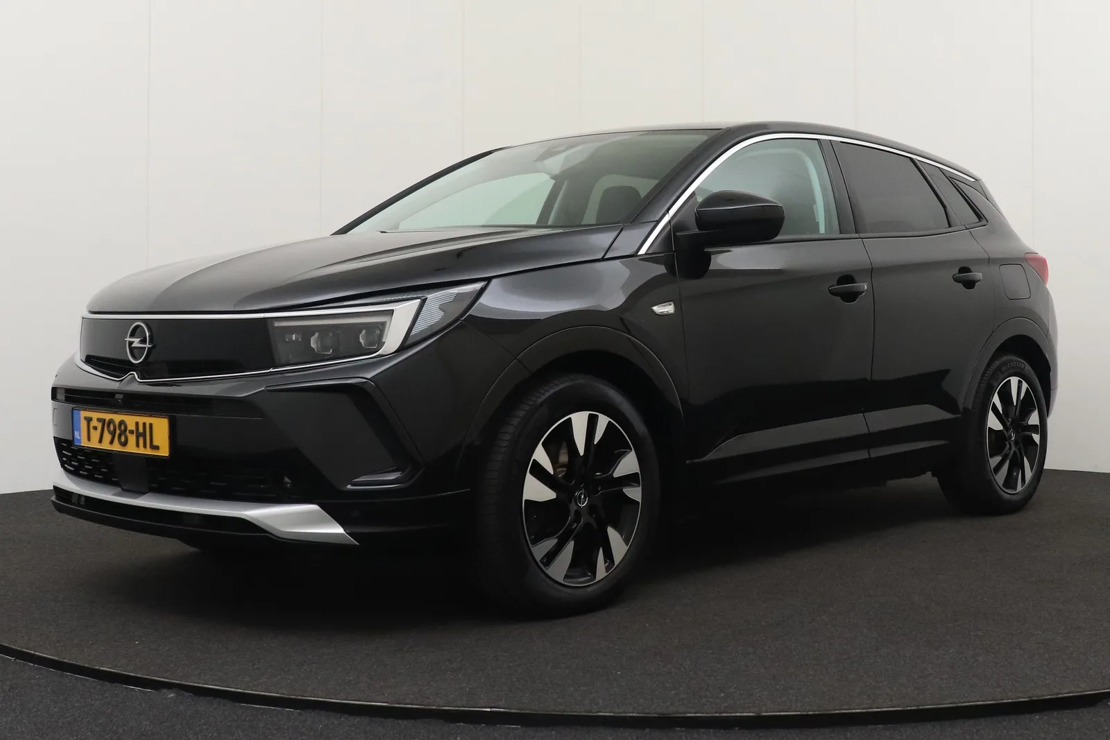 Opel Grandland (2023) — foto 1