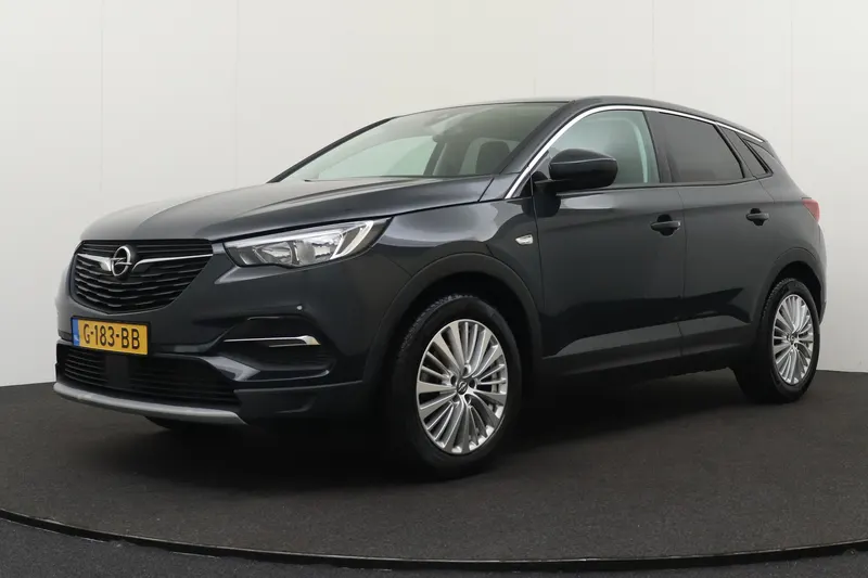 Opel Grandland X (2019)