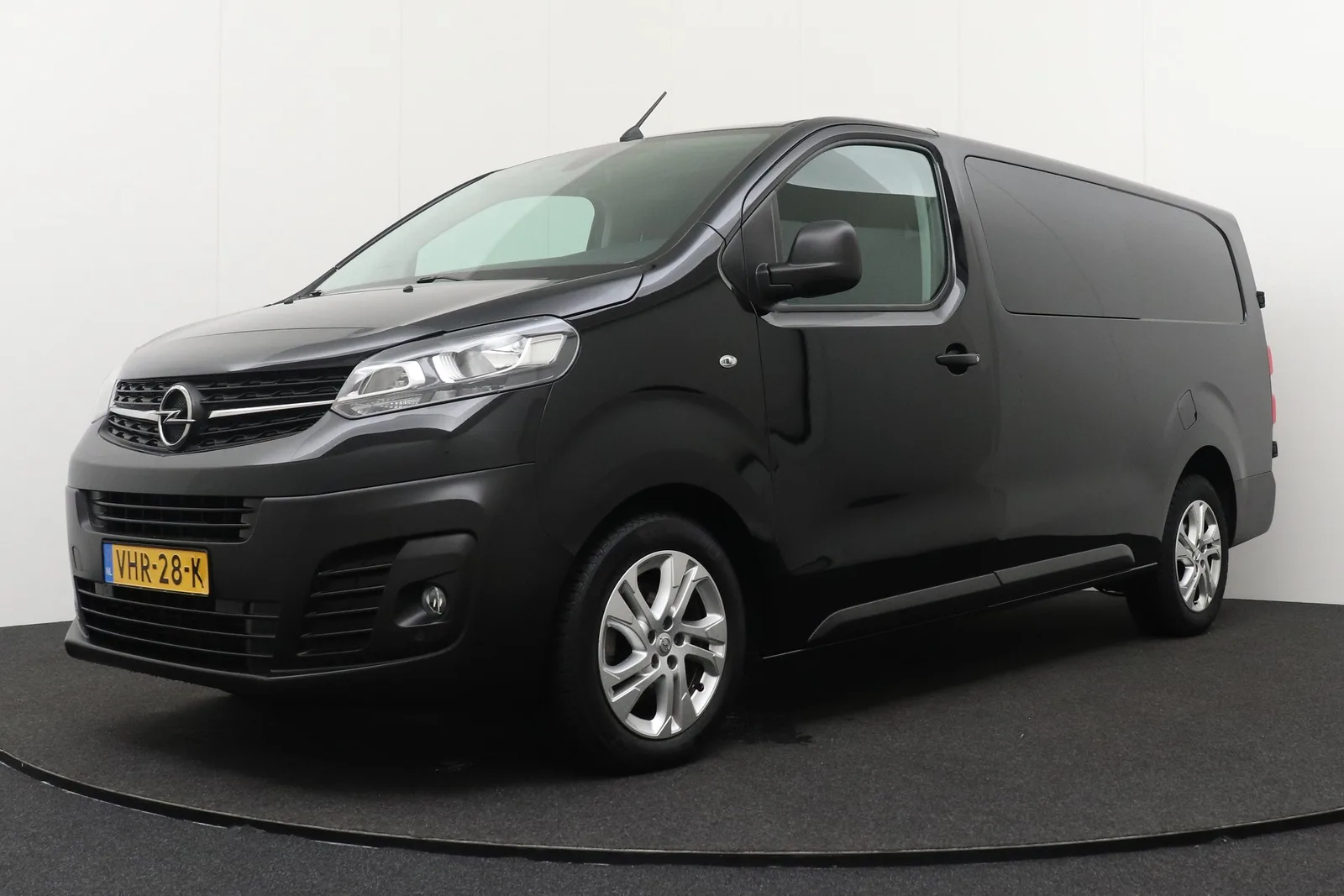 Opel Vivaro (2020) — foto 1