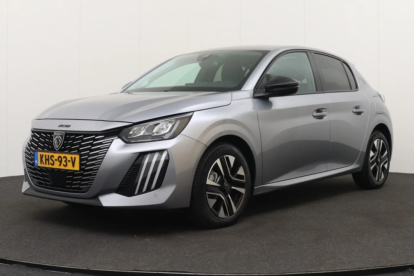 Peugeot 208 (2025) — foto 1