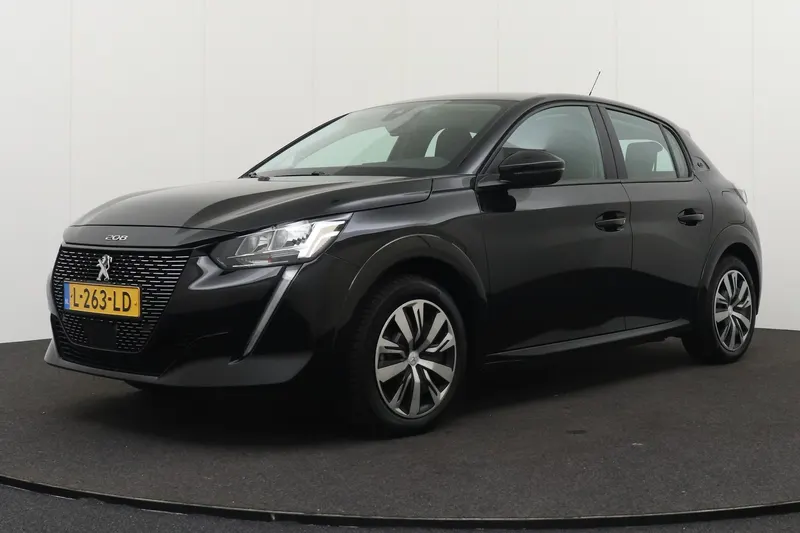 Peugeot e-208 (2021)