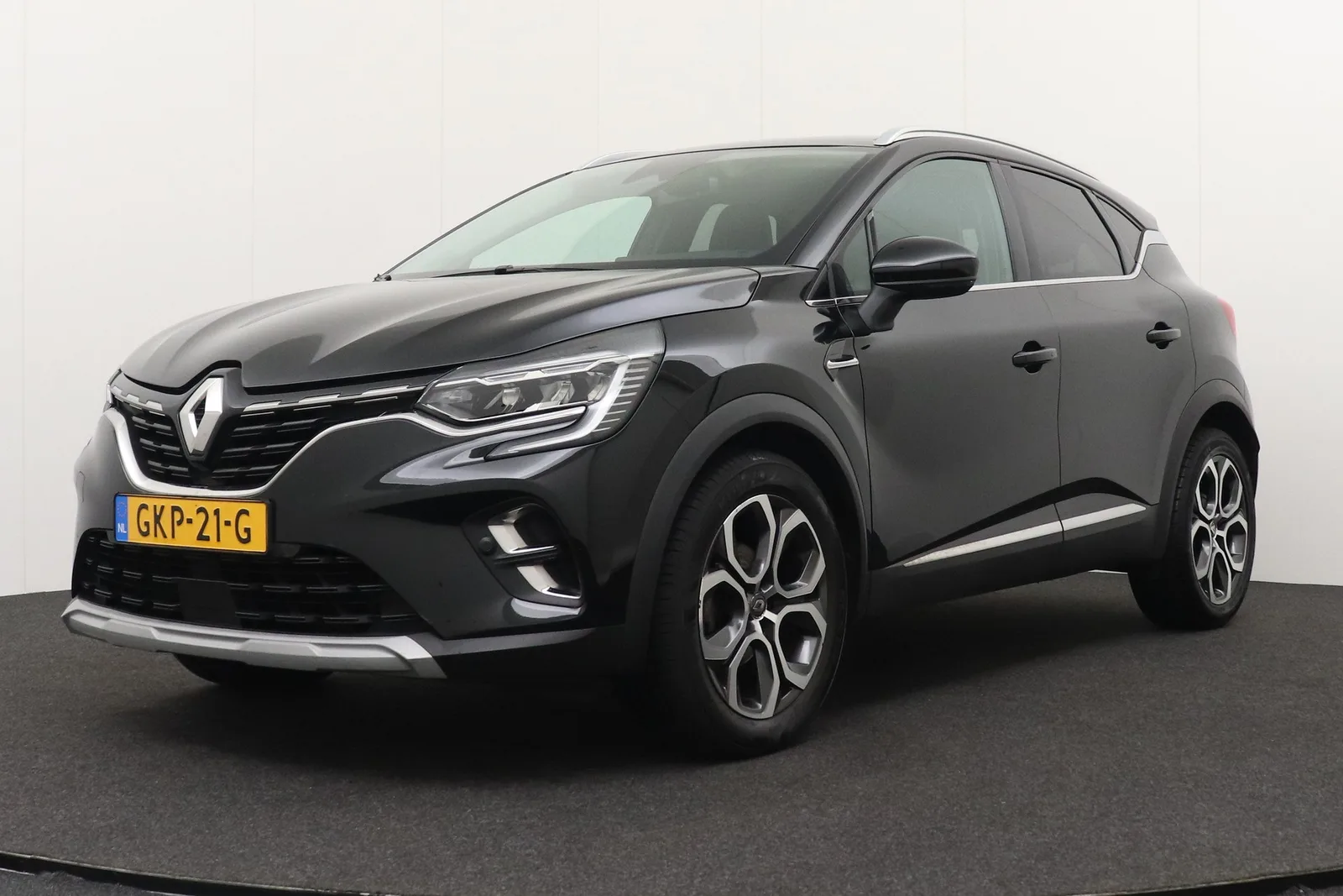 Renault Captur (2021) — foto 1