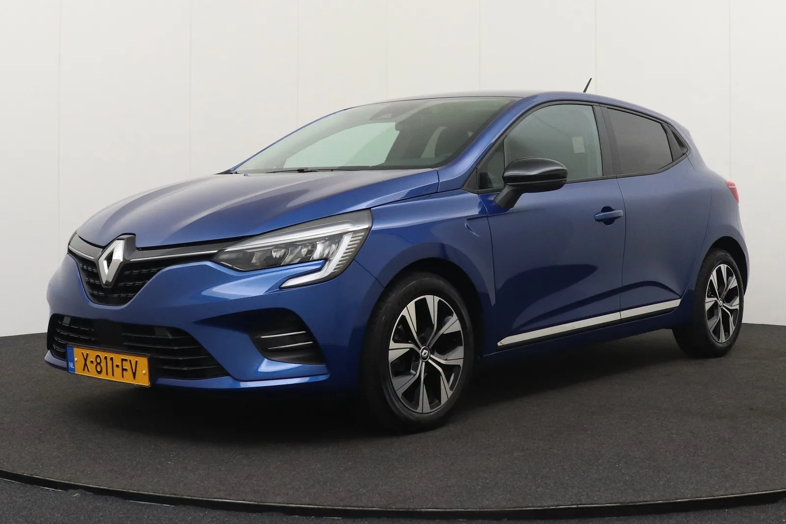 Renault Clio (2023) — foto 1