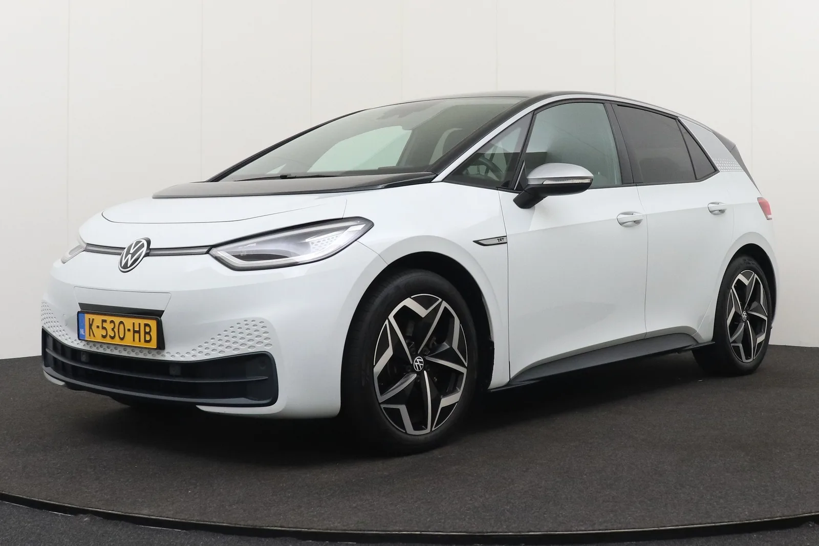 Volkswagen ID.3 (2020) — foto 1