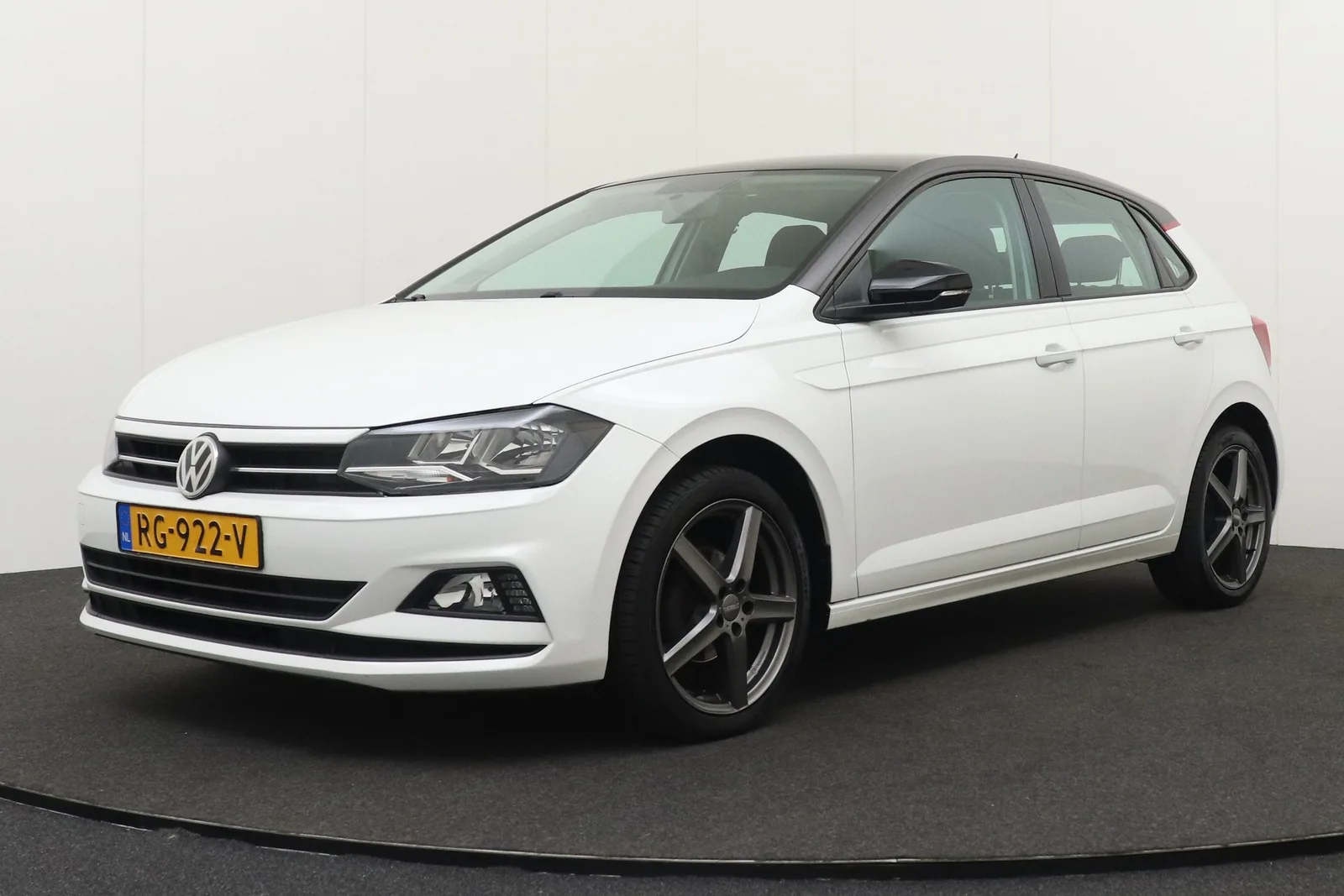 Volkswagen Polo (2017) — foto 1