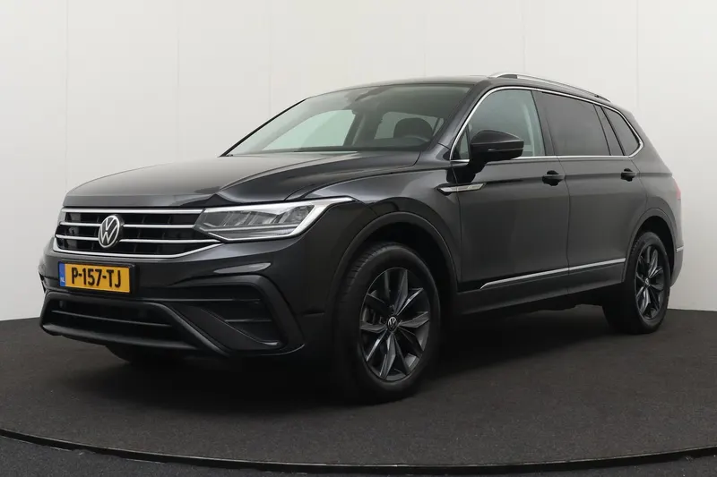 Volkswagen Tiguan (2022)