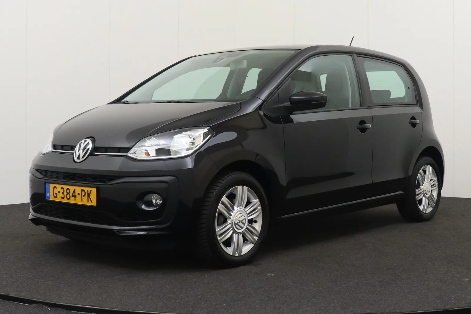 Volkswagen Up! (2019) — foto 1