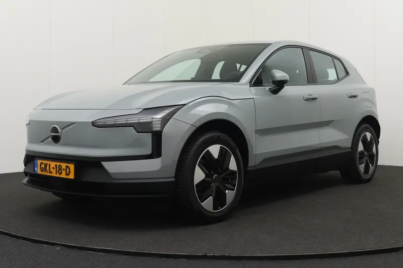 Volvo EX30 (2024)