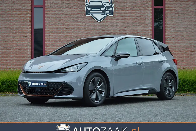 CUPRA Born (2024)