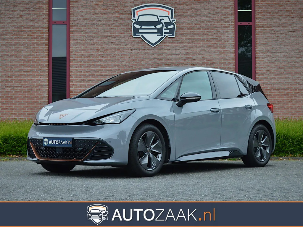 CUPRA Born (2024) — foto 1