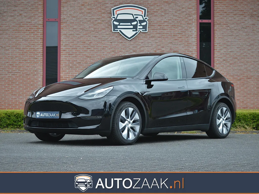Tesla Model Y (2022) — foto 1