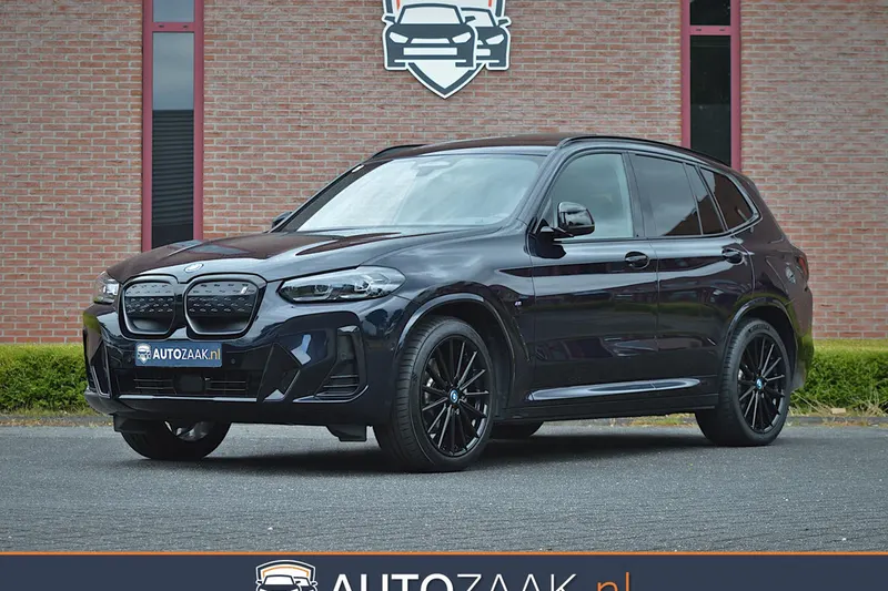 BMW iX3 (2022)