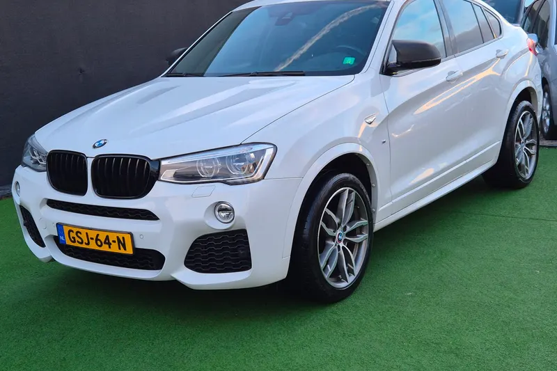BMW X4 (2015)