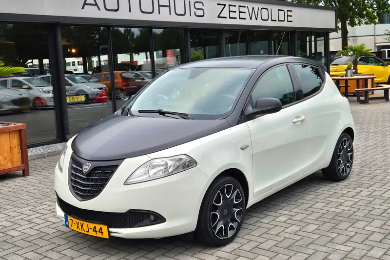 Lancia Ypsilon (2014)