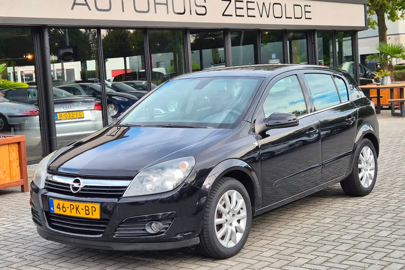 Opel Astra (2004)