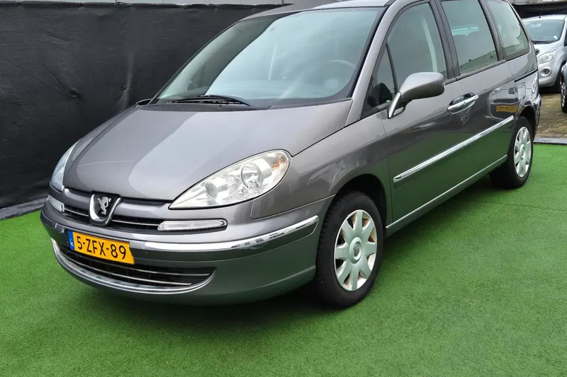 Peugeot 807 (2008)