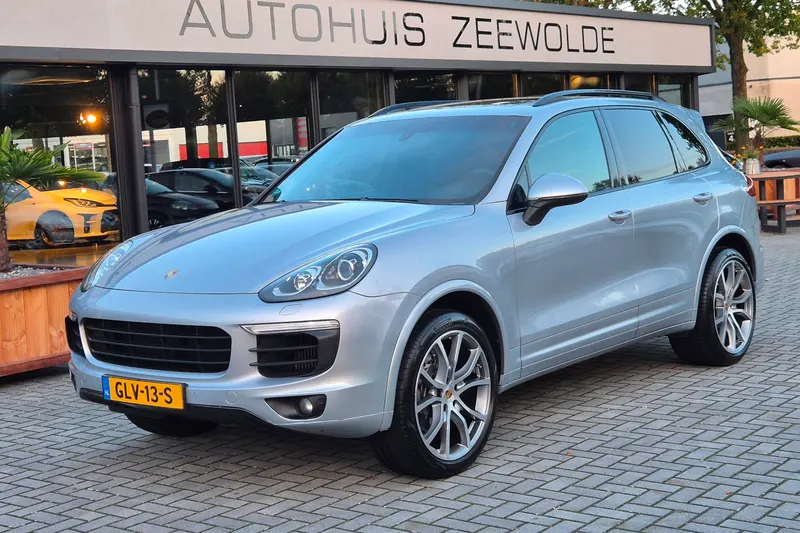 Porsche Cayenne (2016)