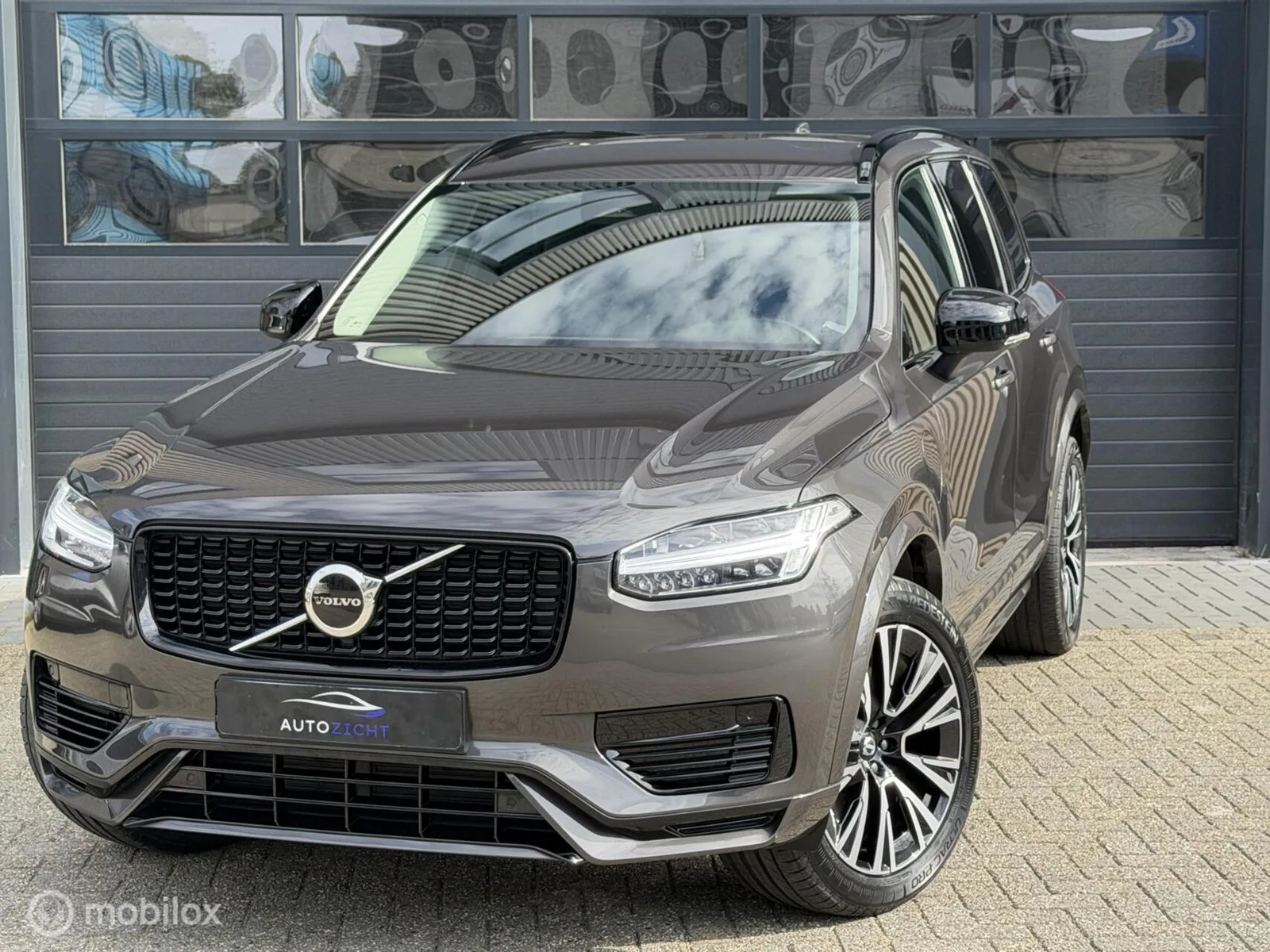 Volvo XC90 (2023) — foto 1