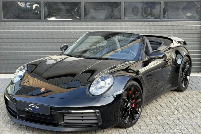 Porsche 911 (2022)