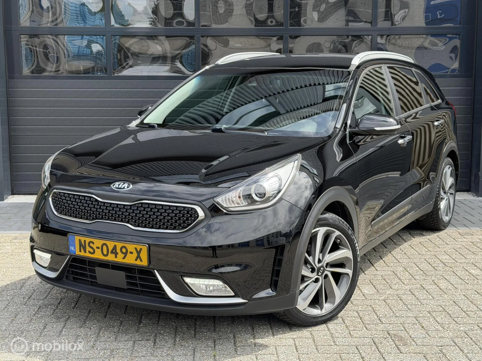 Kia Niro (2017) — foto 1