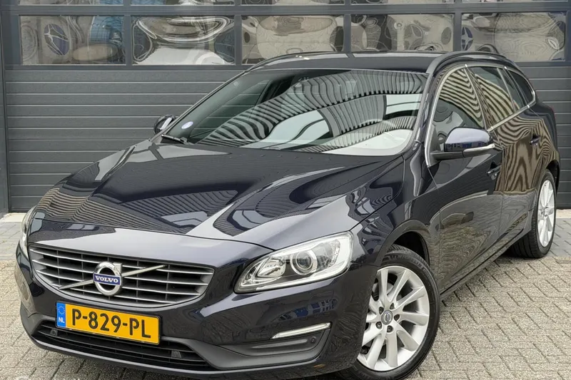 Volvo V60 (2015)