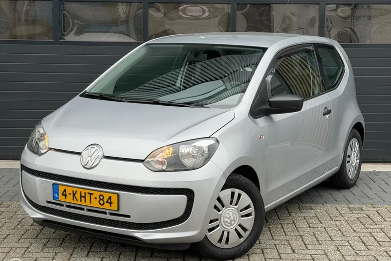 Volkswagen Up! (2013)