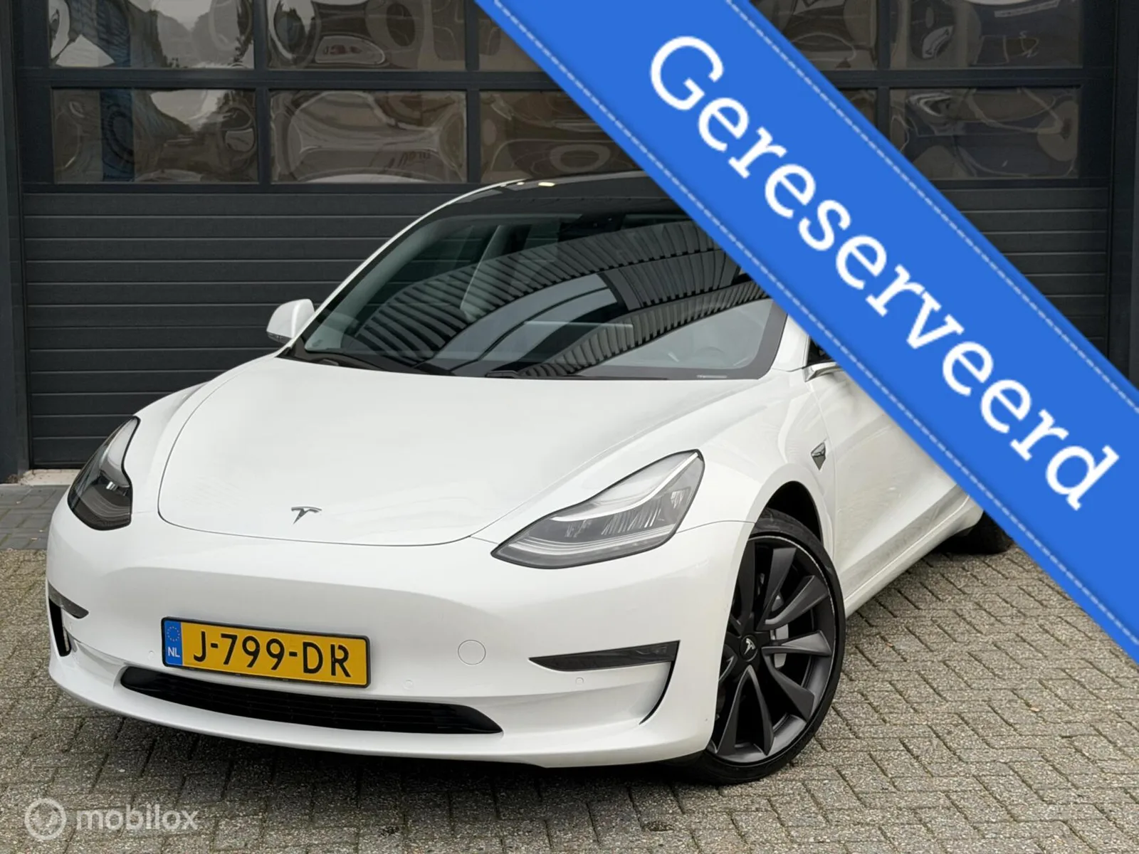 Tesla Model 3 (2020) — foto 1