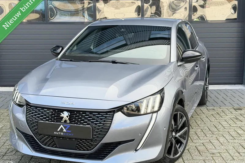 Peugeot 208 (2022)