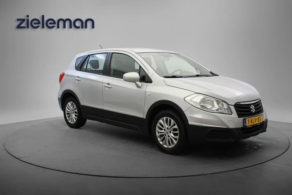 Suzuki SX4 S-Cross (2014) — foto 1