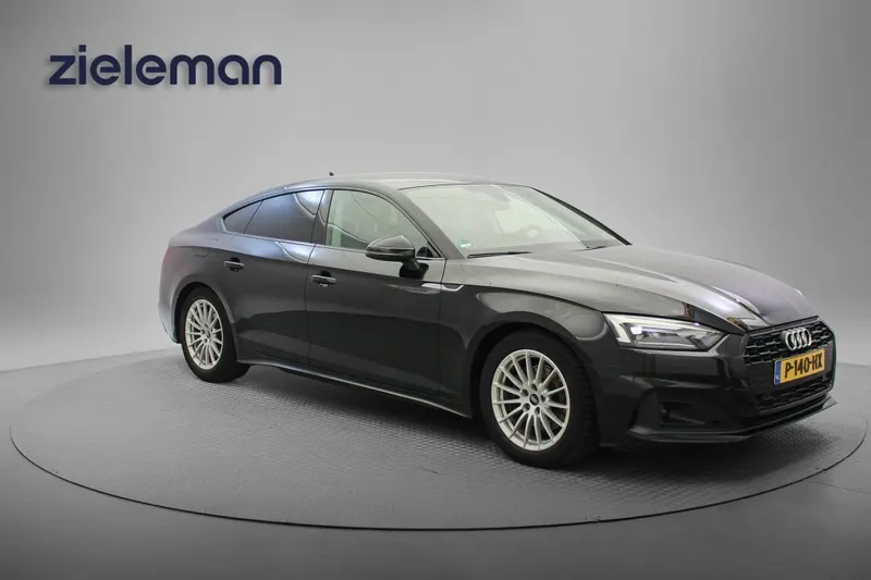 Audi A5 (2022)