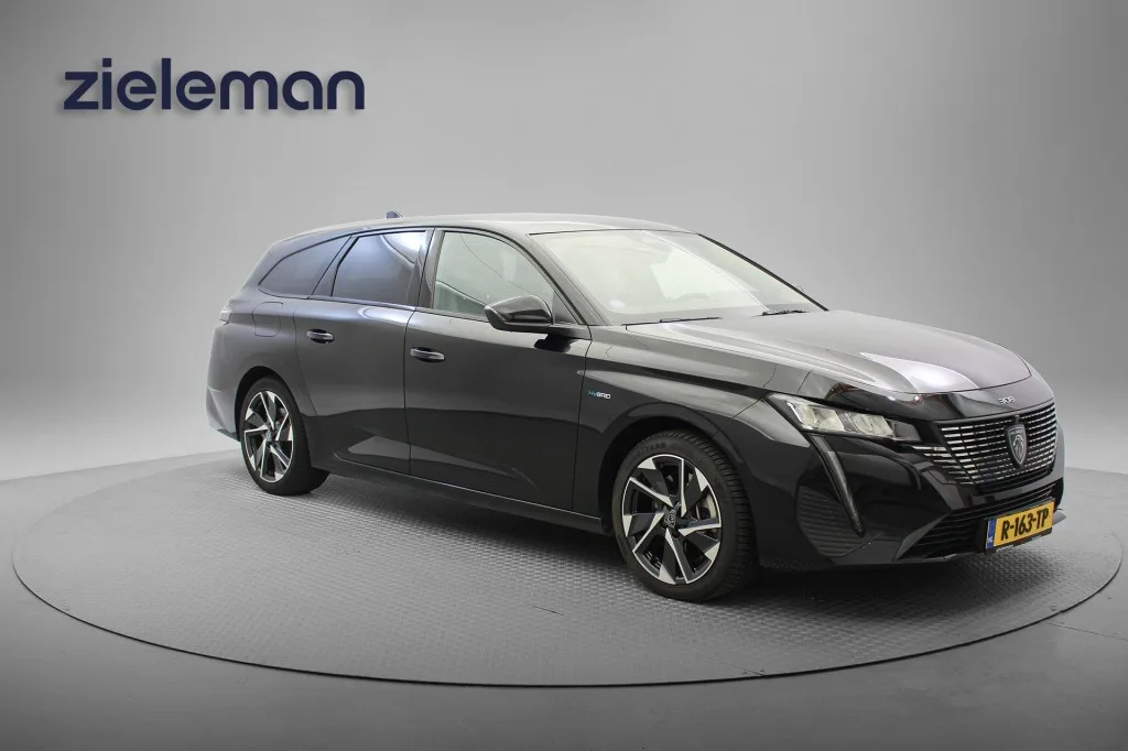 Peugeot 308 (2022) — foto 1